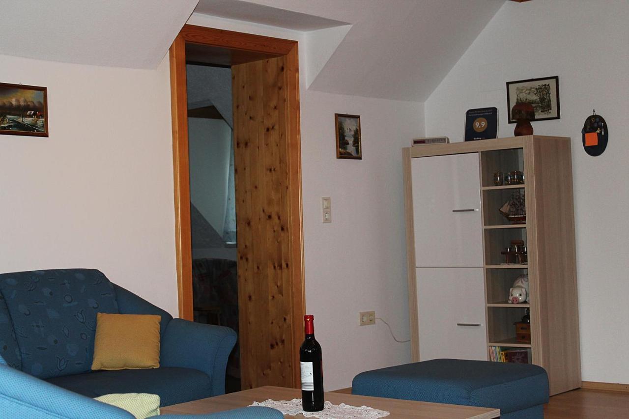Ferienwohnung Hillbrand บัดกอยเซิร์น ภายนอก รูปภาพ