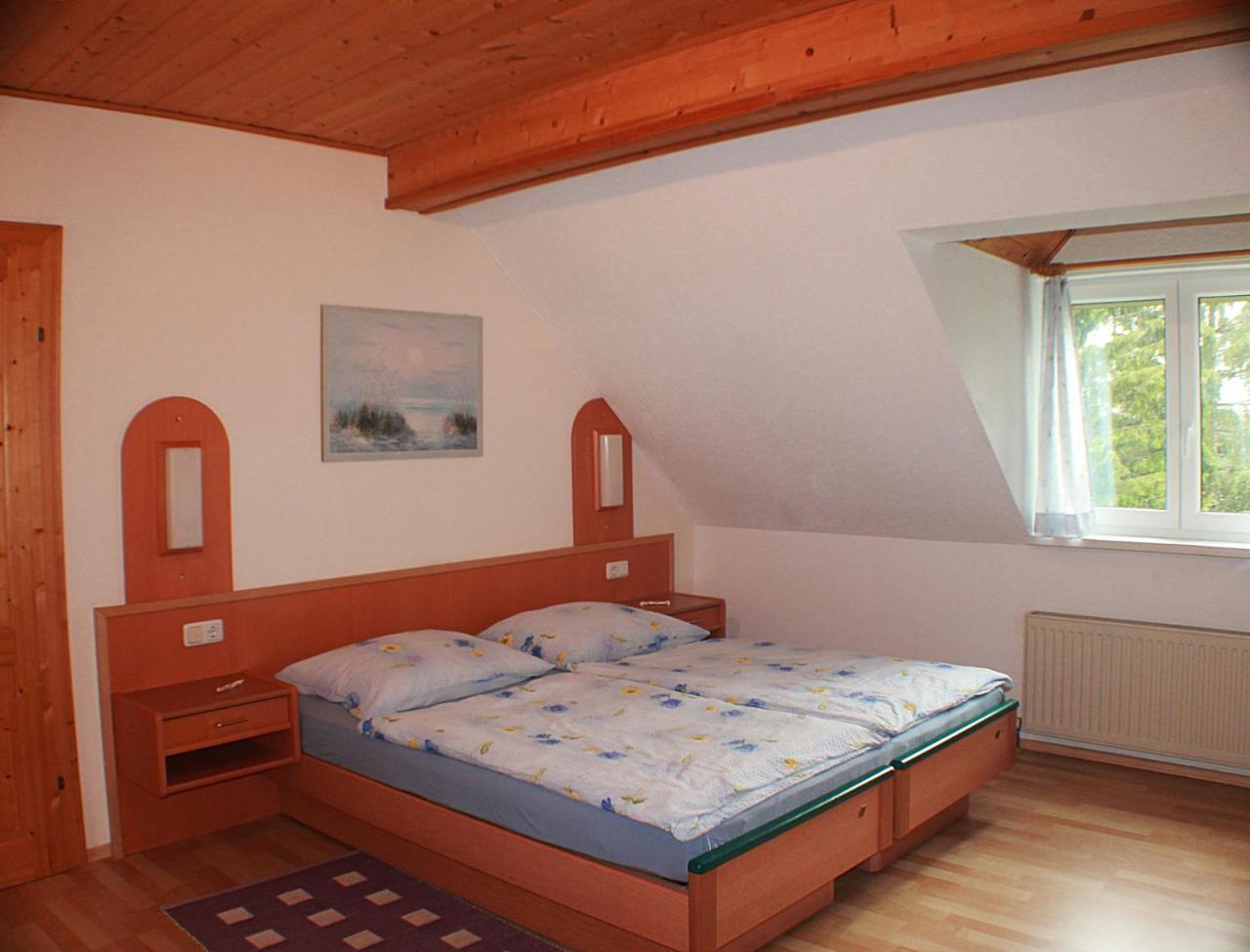 Ferienwohnung Hillbrand บัดกอยเซิร์น ภายนอก รูปภาพ