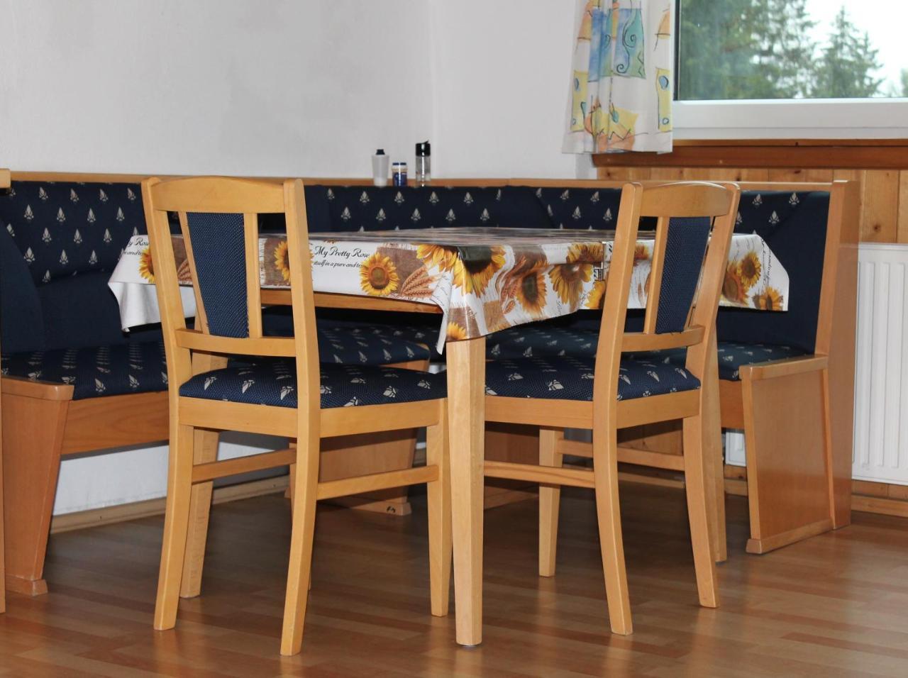Ferienwohnung Hillbrand บัดกอยเซิร์น ภายนอก รูปภาพ